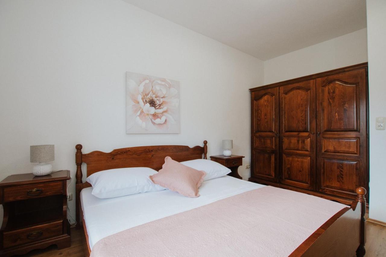 Apartment Deni 솔린 외부 사진